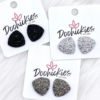 Glittery Triangle Earrings - Black