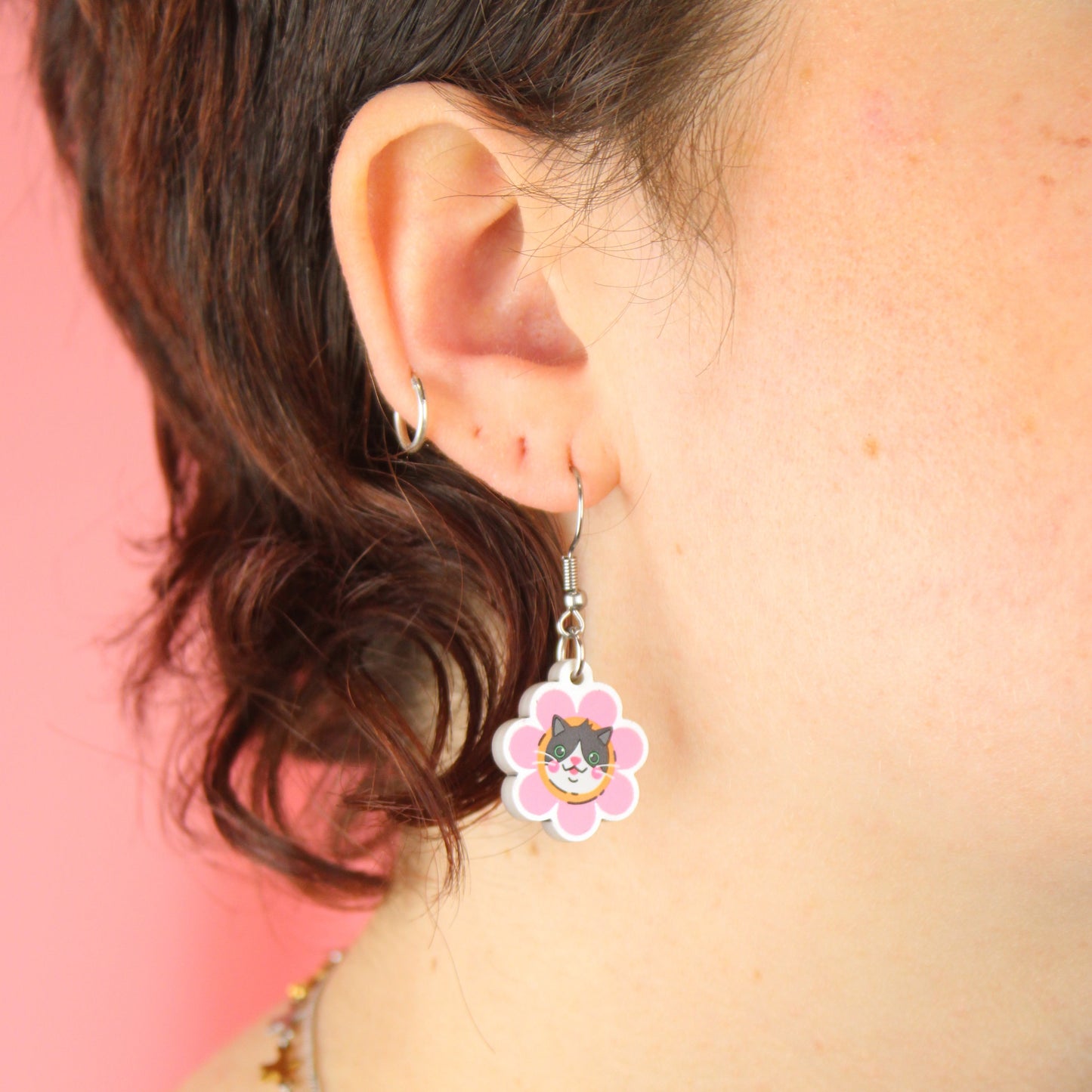 Flower Face Cat Earrings