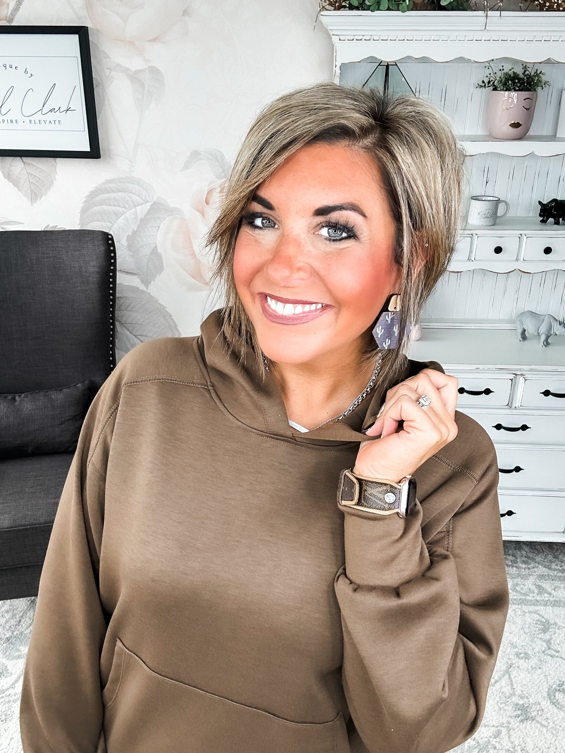 Charmed On The Weekend Hoodie - Mocha