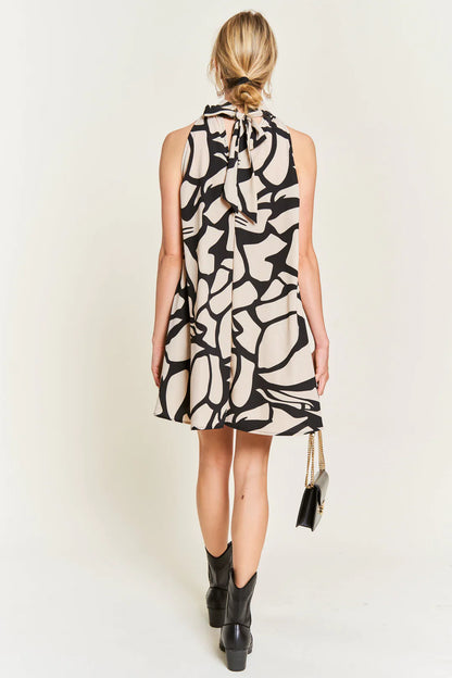 Hang on Tight Dress - Black